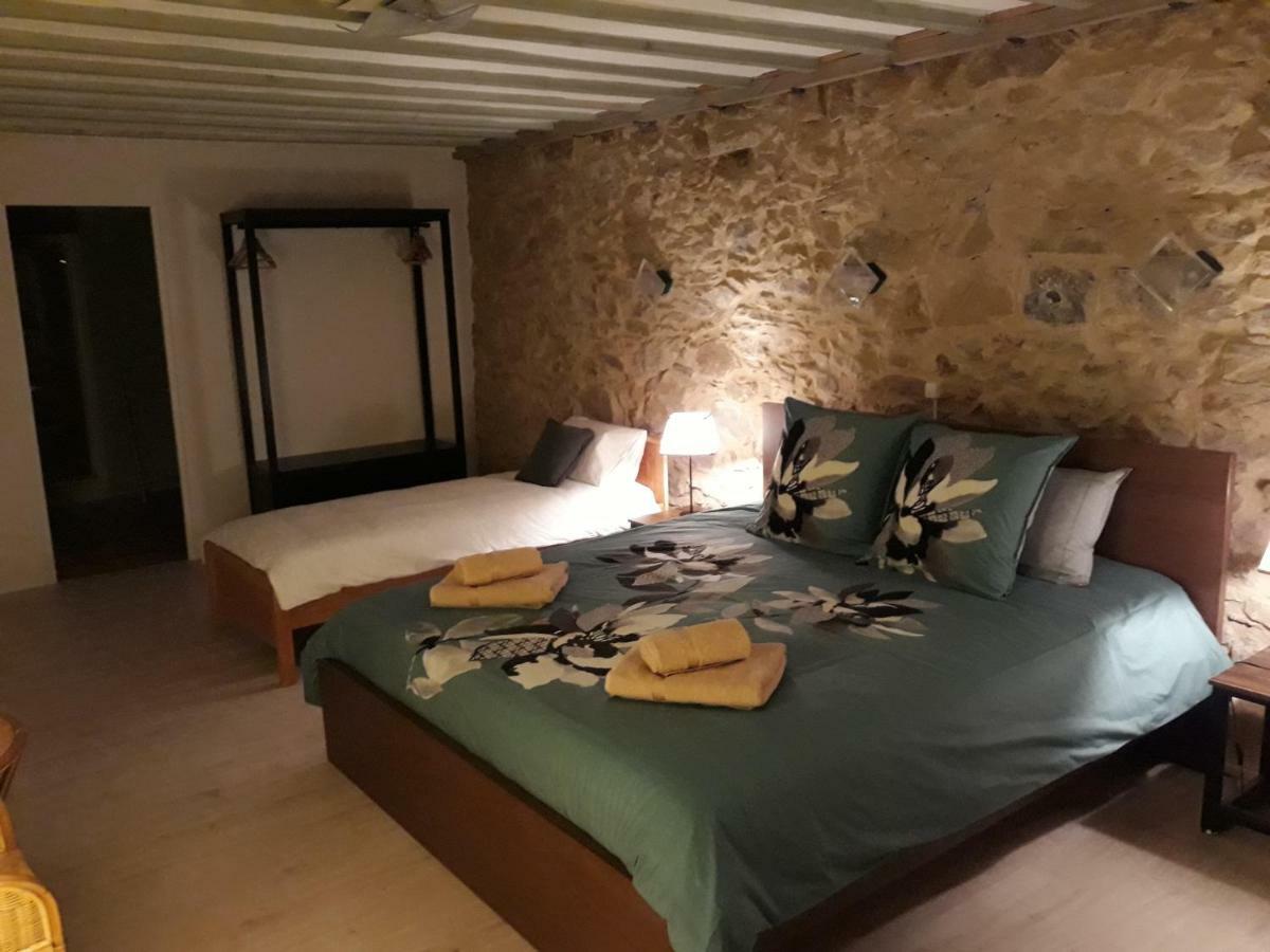 Chambres D'Hotes Les Gragniotes Tournissan Bagian luar foto